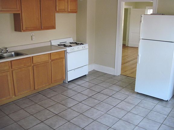 2nd image of 2741 N Pierce St #A