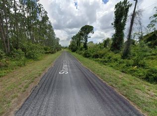 672 Stanwin Loop, Lehigh Acres, FL 33972