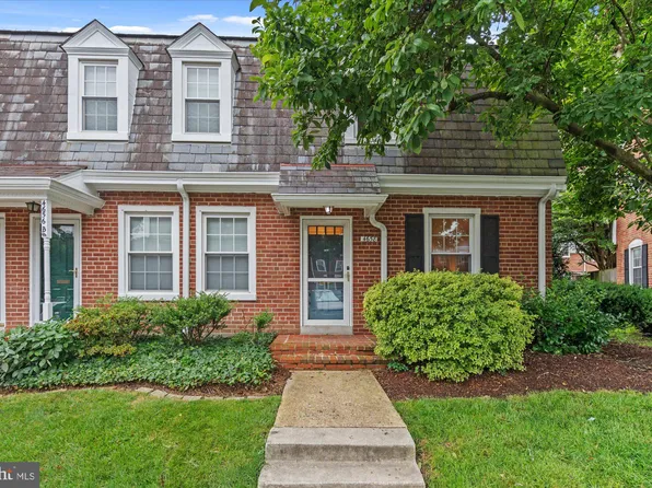 4658 36th St S, Arlington, VA 22206