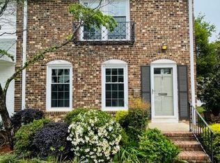 3005 E Patriot Ct, Greensboro, NC 27408