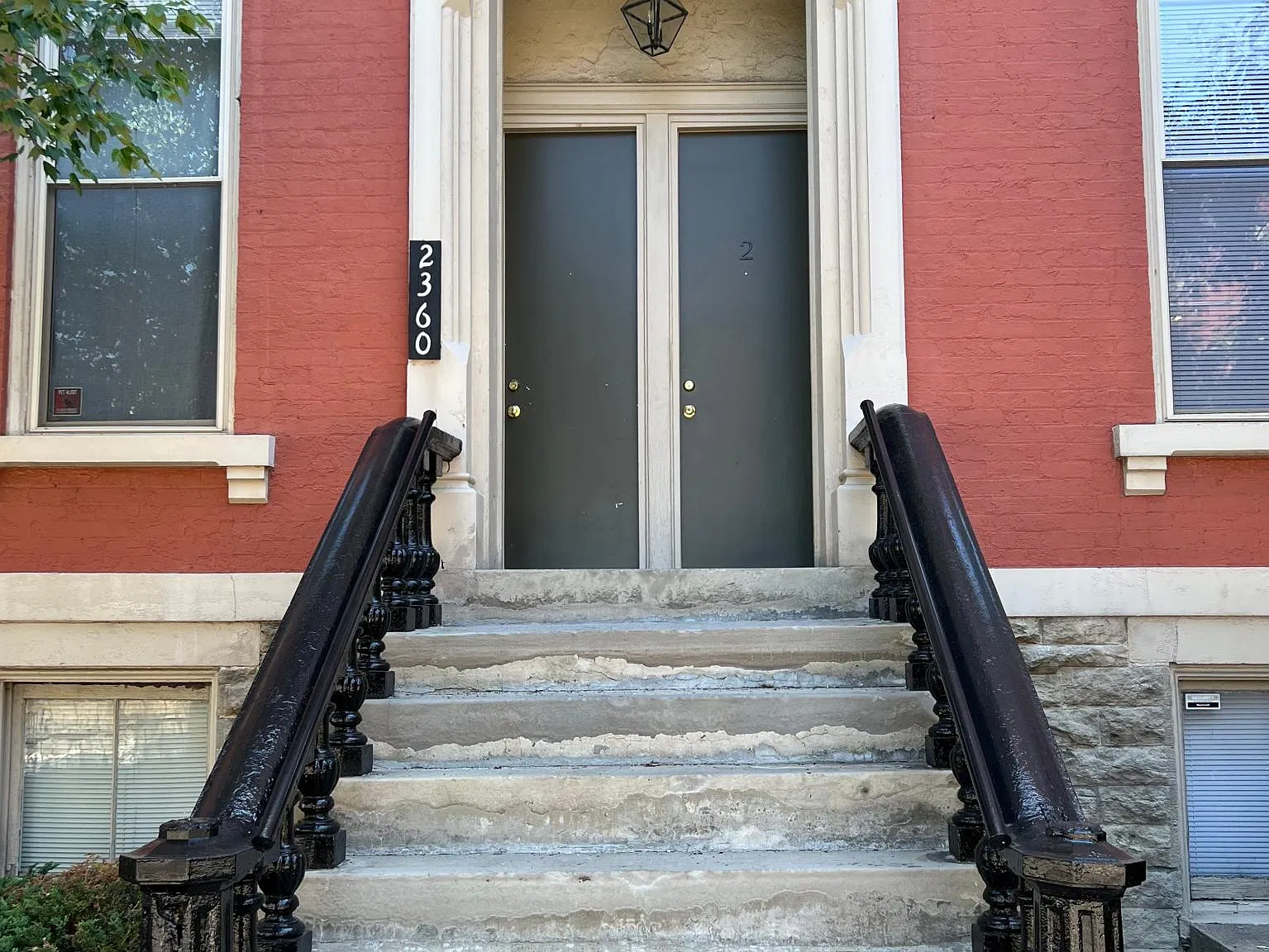 Studio, 342 sqft, $795 — Photo 2