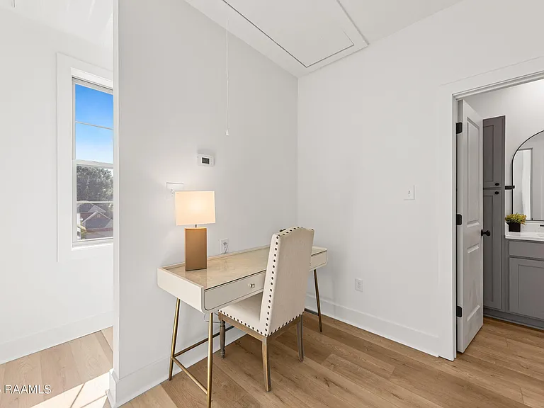 206 Steiner Oaks — Photo 14