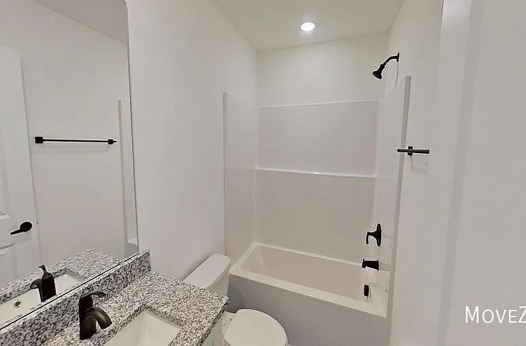 275 Vanderbilt Rd — Photo 9