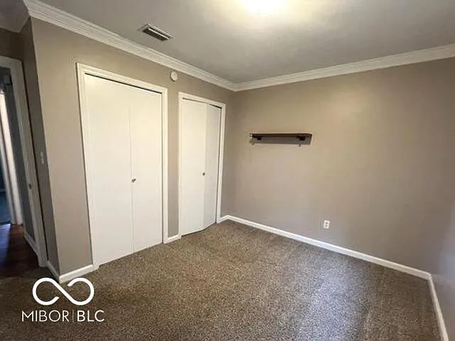 945 Fox Hill Dr — Photo 17