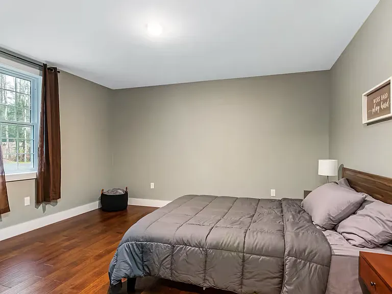 167 E Countryside Rd — Photo 15