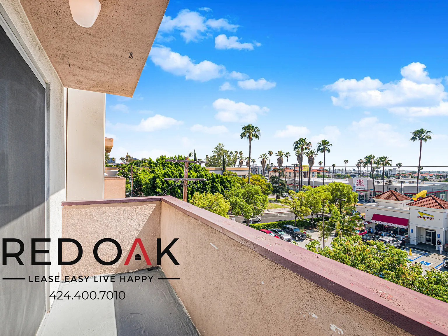 ~6 Weeks Free + $500 Off~ Inviting One-Bedroom With Balcony, On-Site Laundry, And Parking Include... — Photo 4