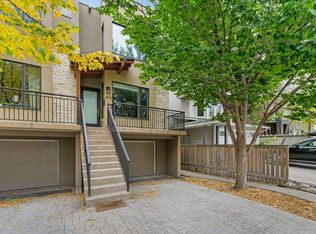 2512 W 16b St SW, Calgary, AB T2T4L9