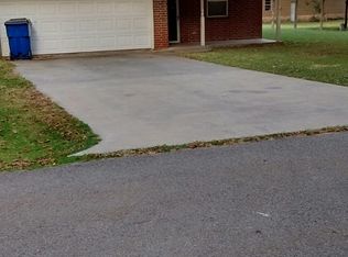 707 N 8th St, Marlow, OK 73055