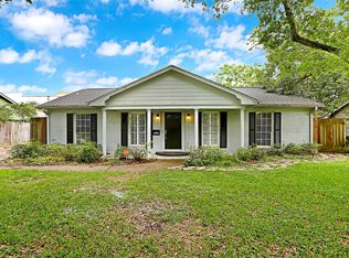 9626 Val Verde St, Houston, TX 77063