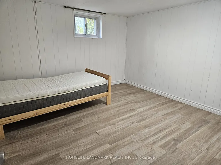 21 Highland Park Blvd — Photo 13