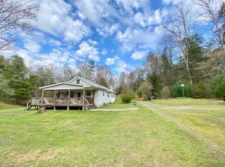 2625 Whiteoak Creek Rd, Athens, WV 24712