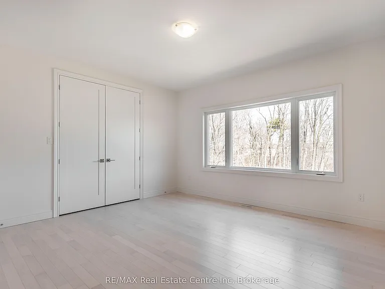 143 S Ambrous Cres — Photo 14