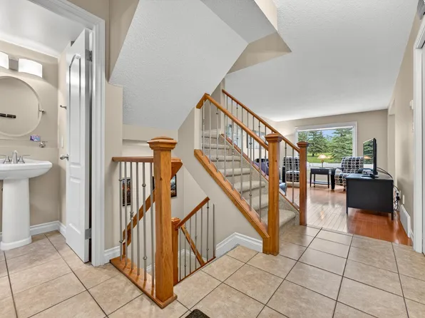 6 Great Oaks, Strathcona County, AB T8A 0V8