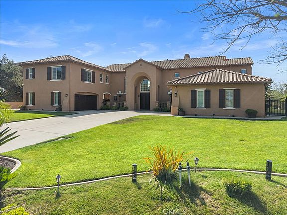 5th image of 4068 Shady Ridge Cir