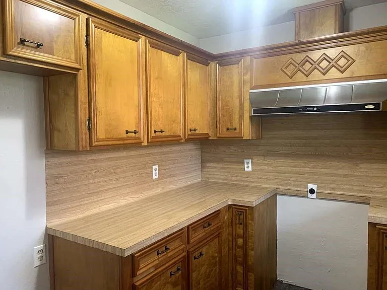 203 Ferguson Dr — Photo 12