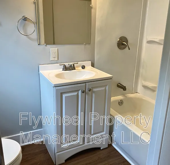 2829 New Jersey Ave — Photo 12