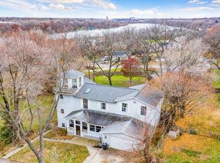 545 Teal Ave, Elgin, IL 60123