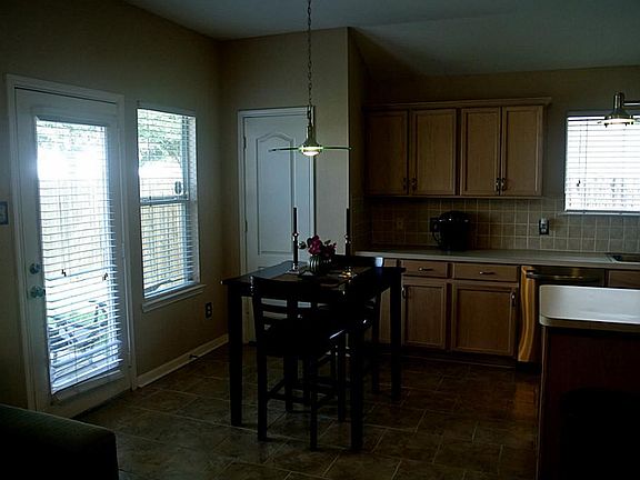 5th image of 1706 Mill Crossing Ln