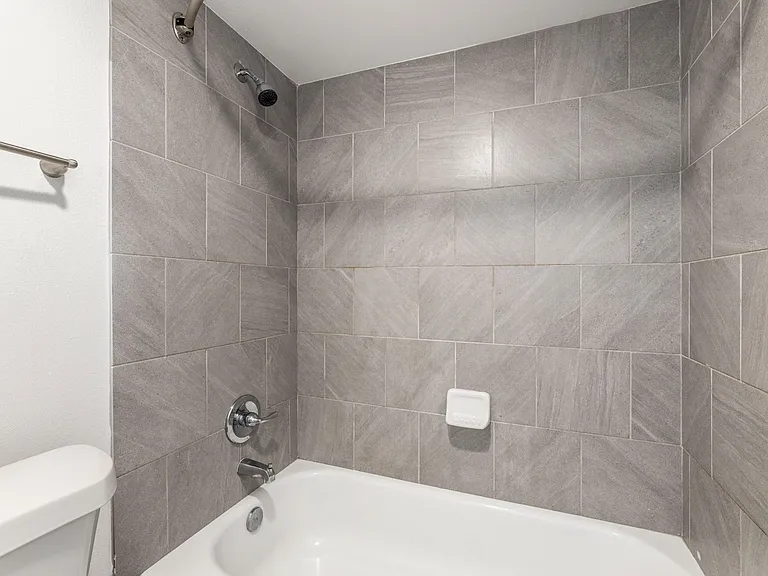 Villa del Sol Apartments — Photo 6
