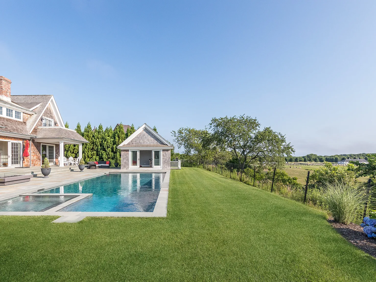 Unobstructed vistas view overlooking Deep Hollow Ranch — Photo 3