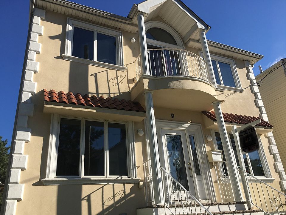 1st image of 9 Llewellyn Pl