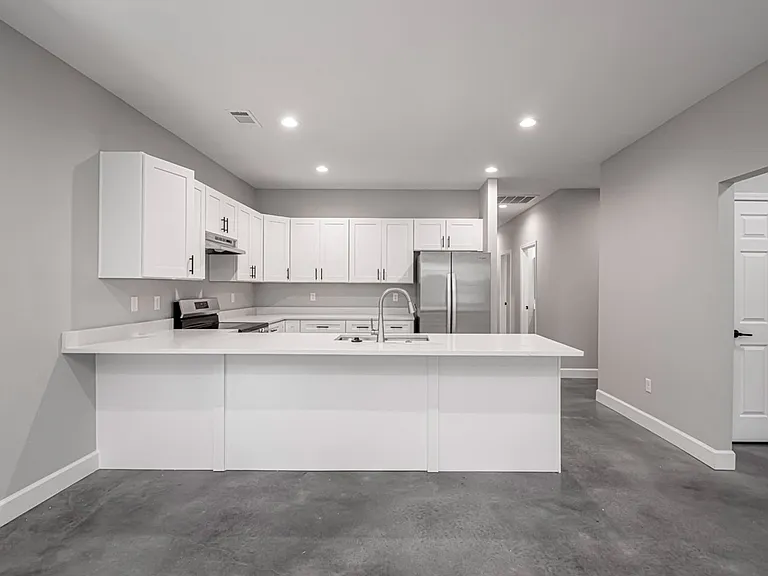 1621 Wilson Rd — Photo 41
