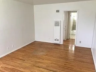 1 bed, 600 sqft, $2,100 — Photo 4