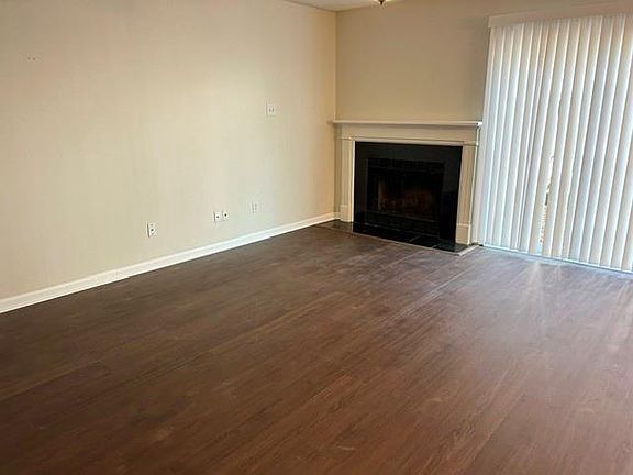 5th image of 6701 Dickens Ferry Rd APT 83