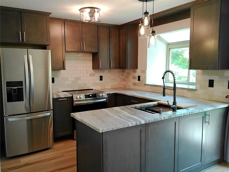 6815 Ravencrest Dr — Photo 6