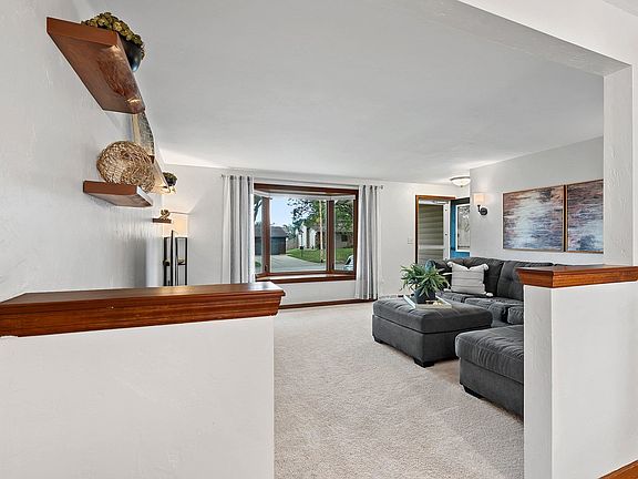 4th image of 2559 Wildflower Row