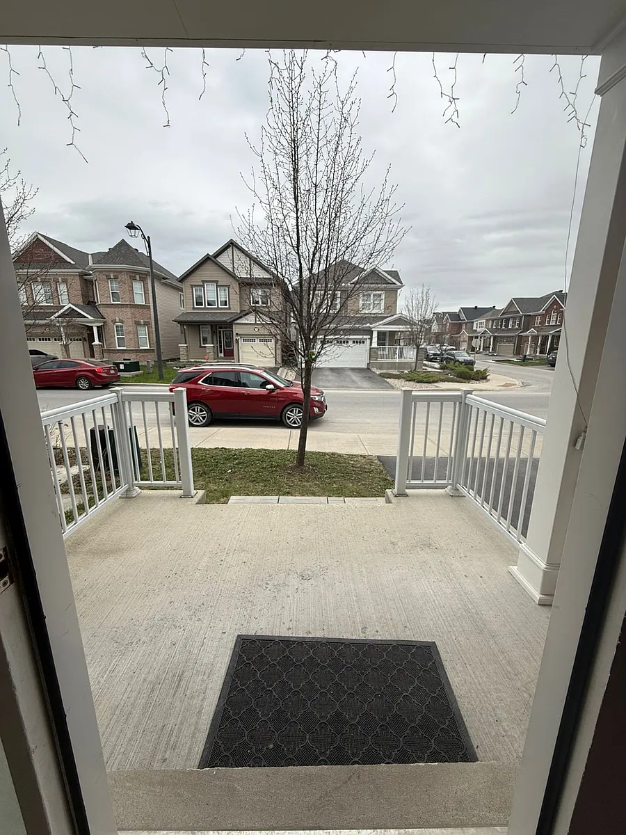 Front door - 534 Millars Sound Way