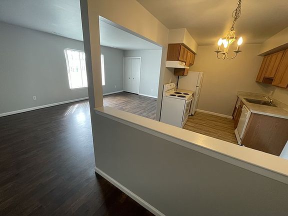 2nd image of 43964 Freeway Dr APT 68