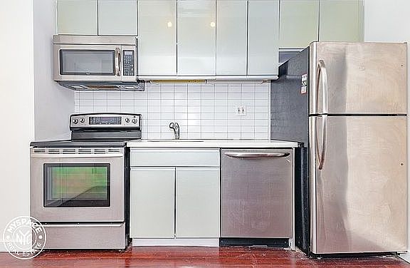 3rd image of 286 Stanhope St APT 5E