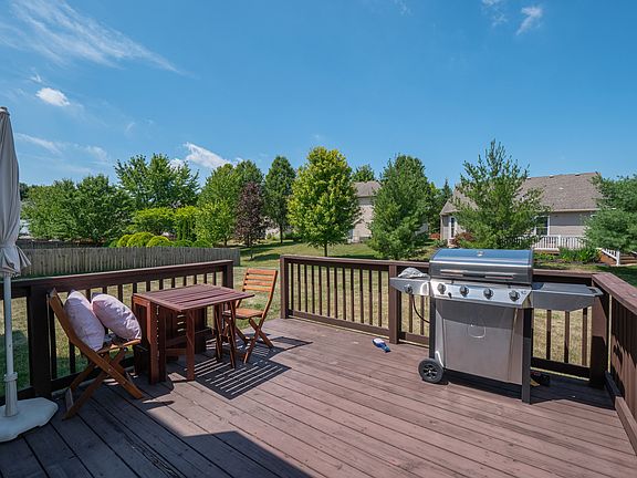 5th image of 13888 Silverbell Ln