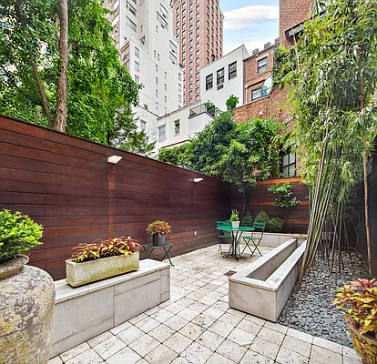 Sold by Compass | media 27