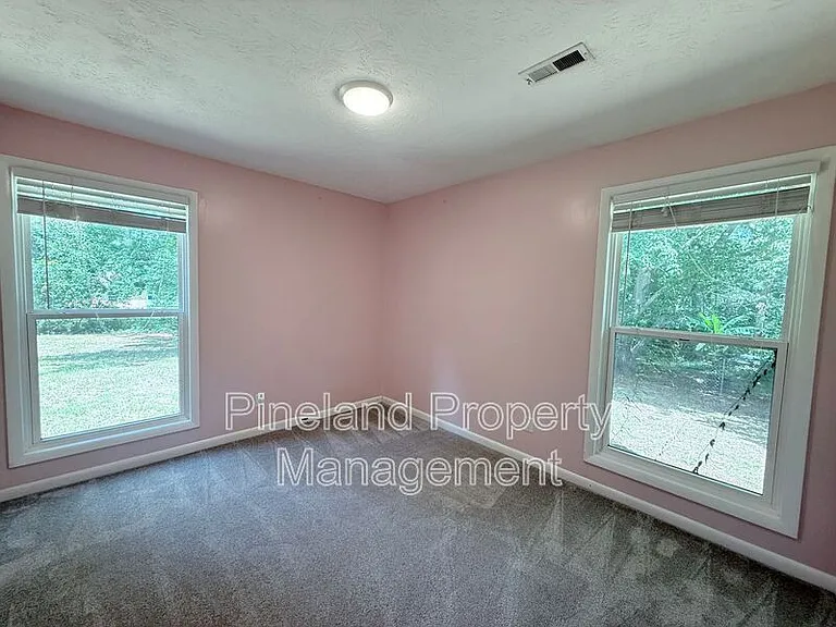 890 Bridgette St — Photo 15