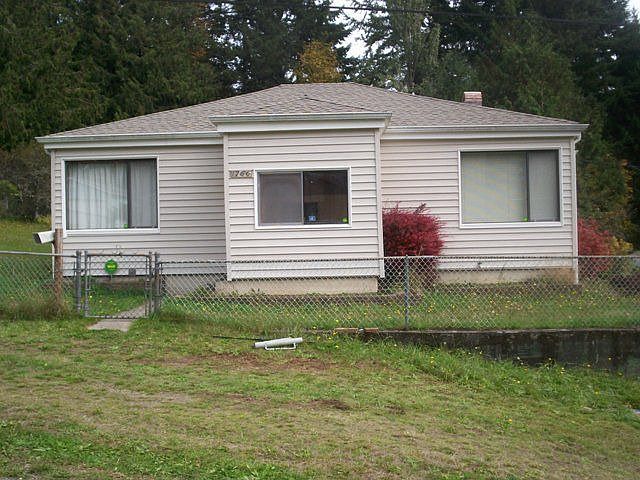 2nd image of 1766 SE Stewart St