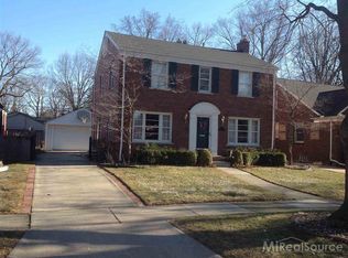 292 Mount Vernon Ave, Grosse Pointe Farms, MI