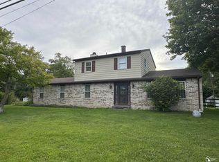 9009 Summerfield Rd, Temperance, MI 48182