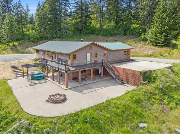 16027 N Koth Rd, Newman Lake, WA 99025
