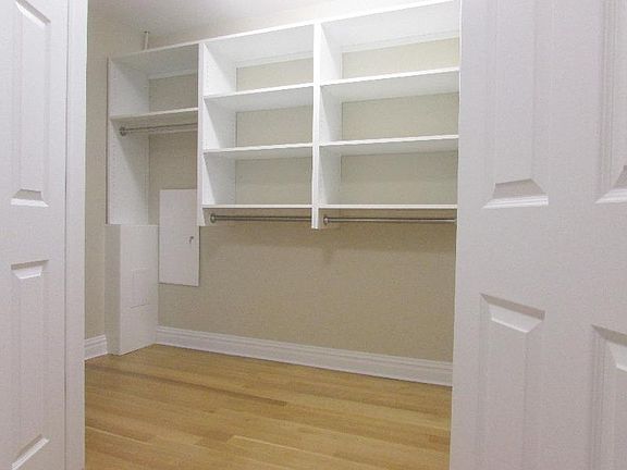 5th image of 200 E 86th St