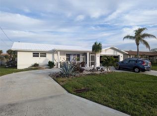 5313 Delano Ct, Cape Coral, FL 33904