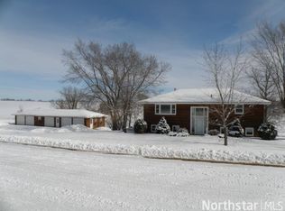 1830 Estes Ave SW, Waverly, MN 55390