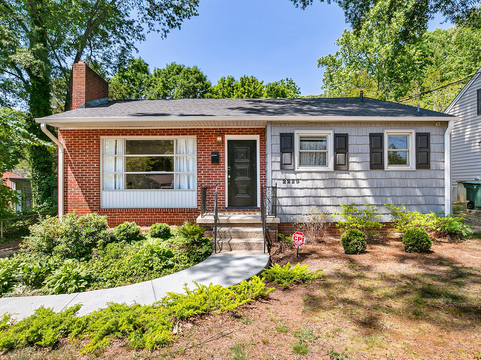 3 bed, 1120 sqft, $3,500 — Photo 1