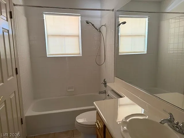 8640 Castle Hill Ave — Photo 38