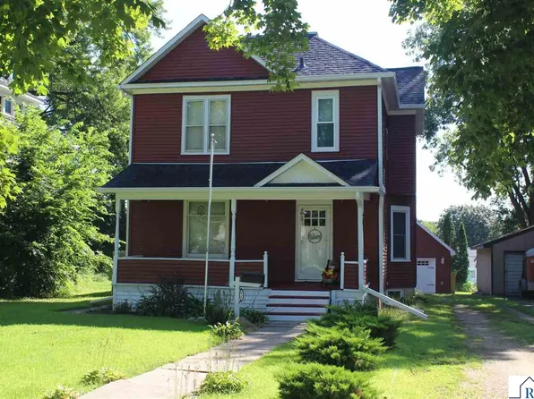 835 S Park St, Fairmont, MN 56031