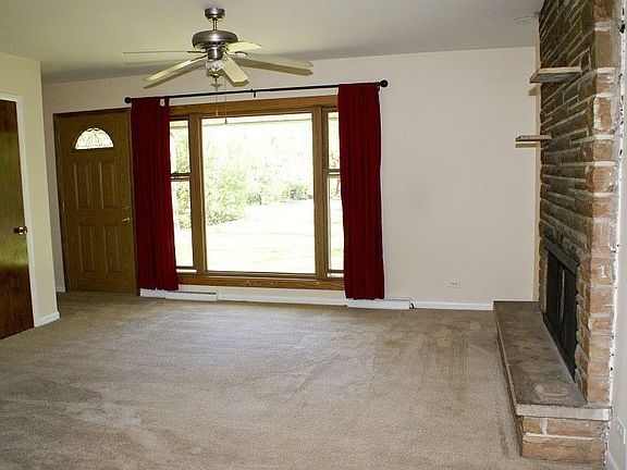 3rd image of 1216 Quassey Ave