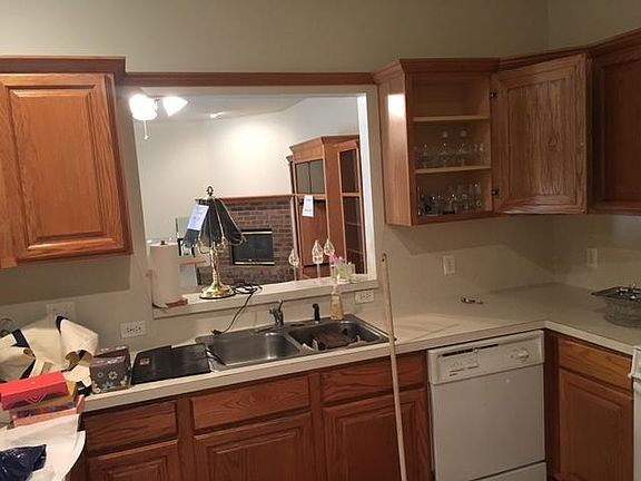 5th image of 2908 Green Canyon Dr