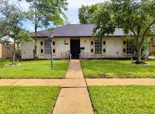 9227 Claridge Dr, Houston, TX 77031