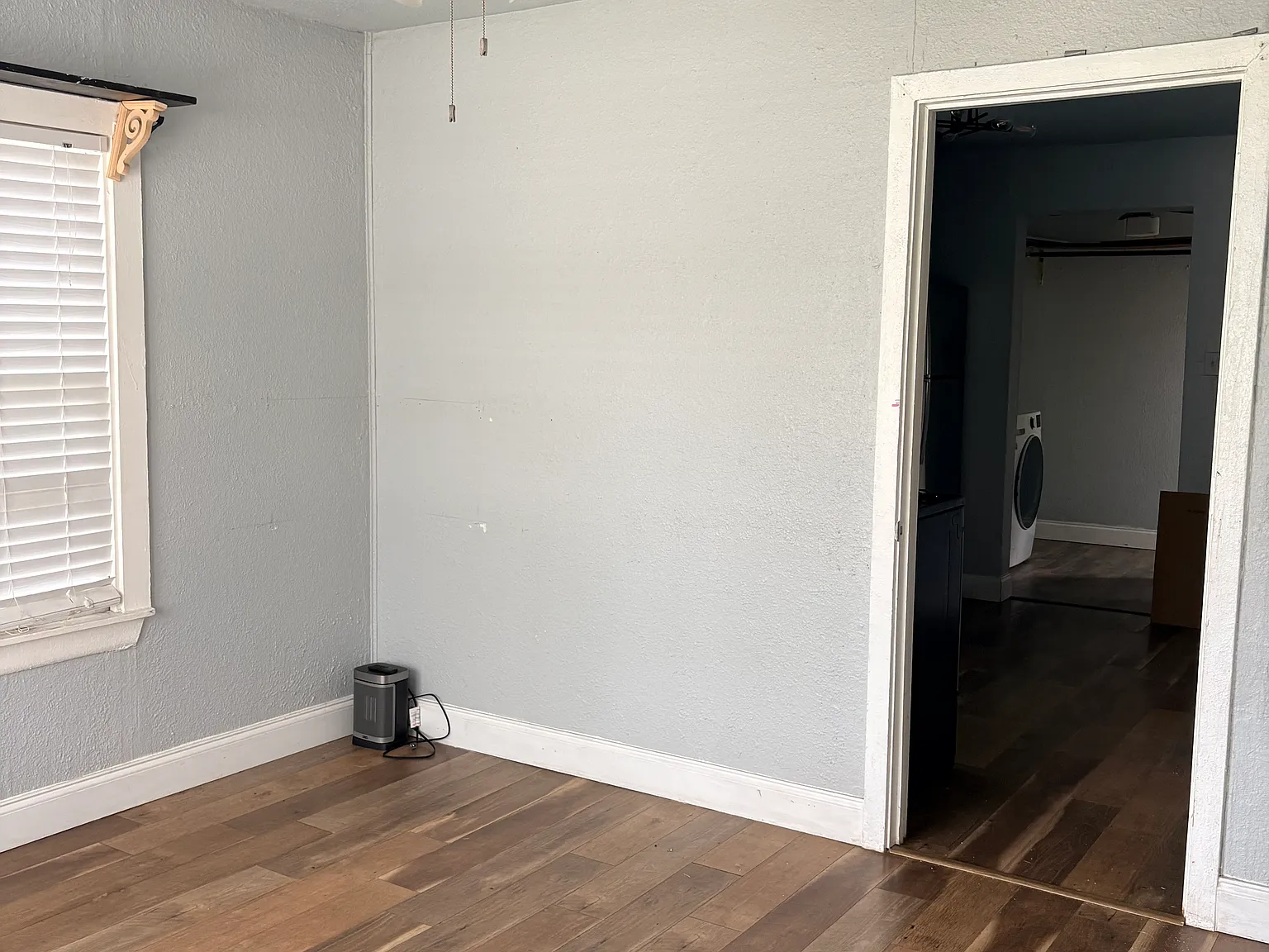2 bed, 700 sqft, $1,150 — Photo 4